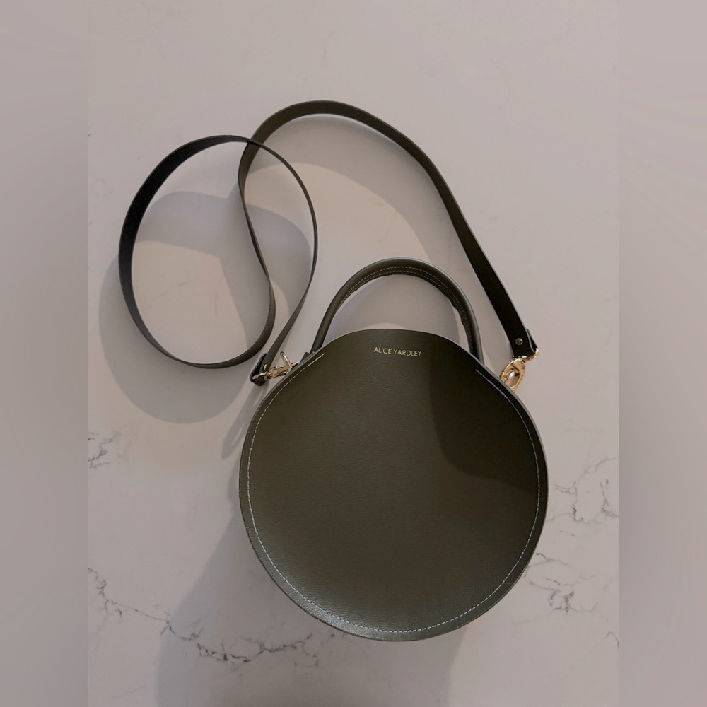 Alice Yardley The Nellie Olive Green Round Crossbody Leather Bag - Picture 2 of 11